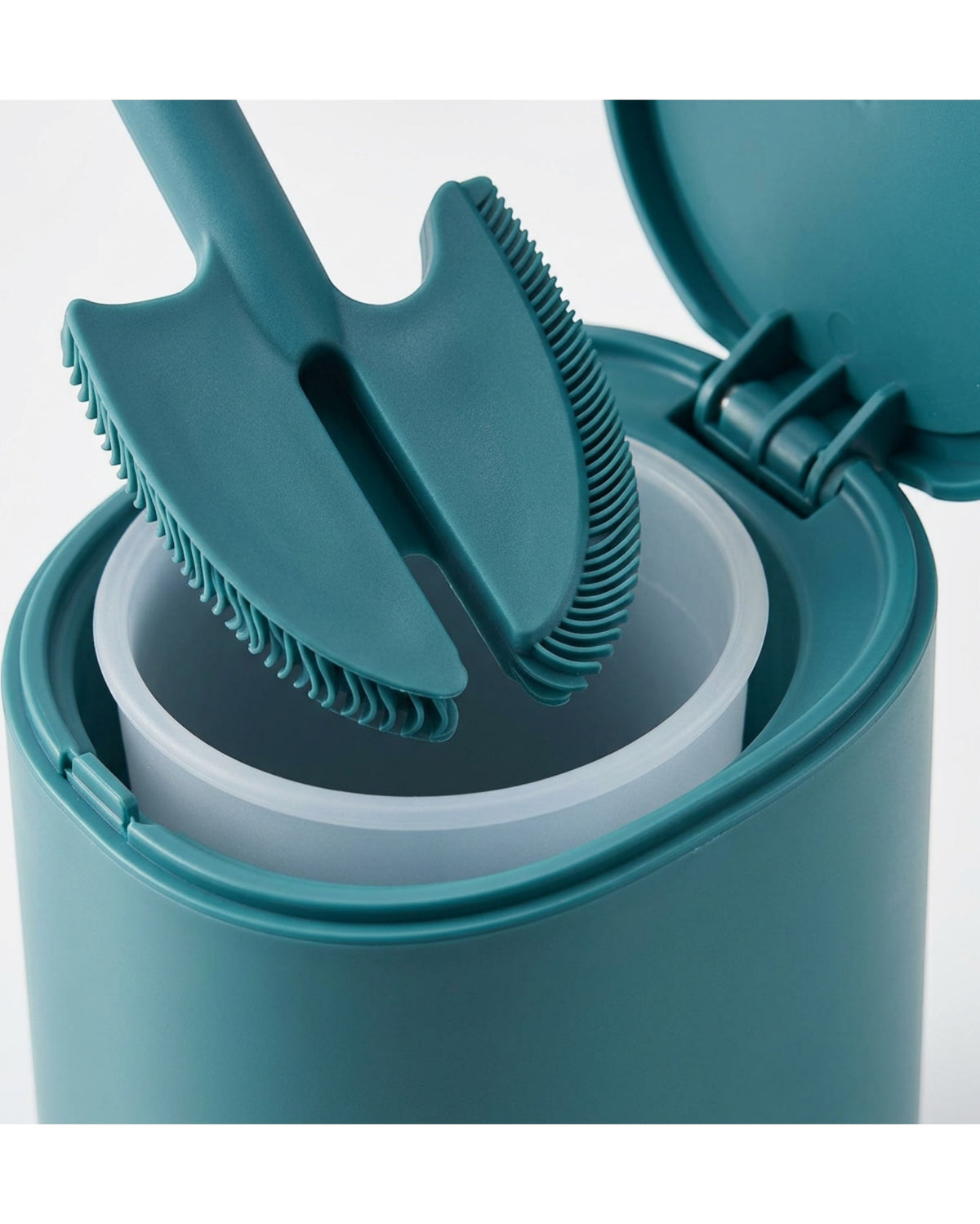 Fexlu Crescent Twin-Blade Silicone Toilet Brush with Flip-Lid Base Teal - Detail view